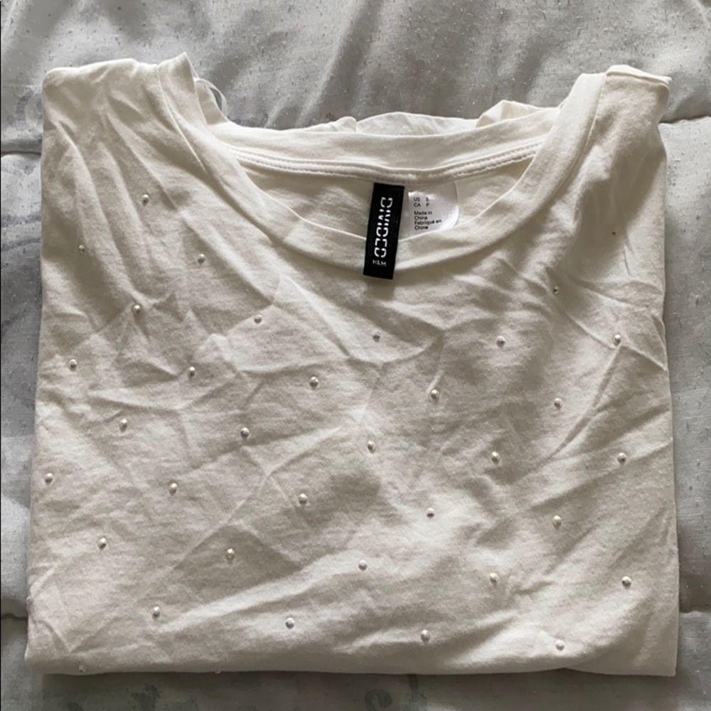 T-shirt with rhinestones